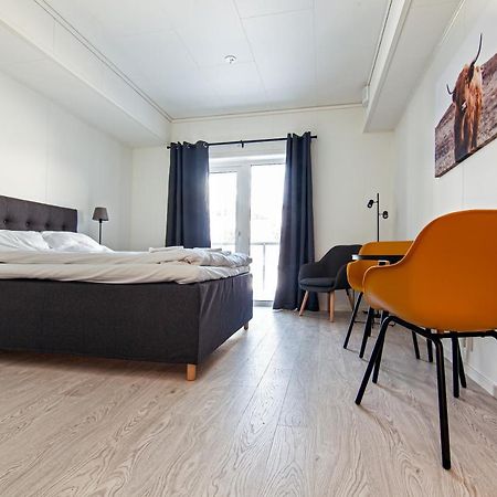 Stylish And Serviced Studio Apartment In Lofoten Svolvaer Exterior photo