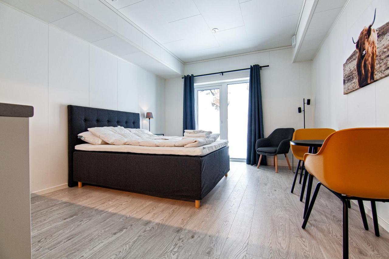 Stylish And Serviced Studio Apartment In Lofoten Svolvaer Exterior photo