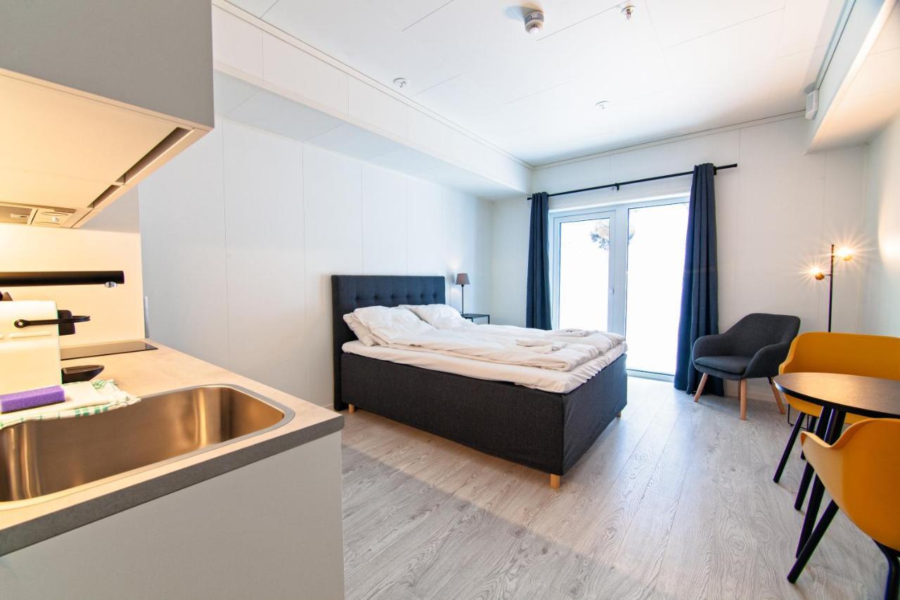 Stylish And Serviced Studio Apartment In Lofoten Svolvaer Exterior photo
