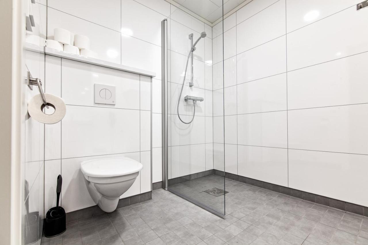 Stylish And Serviced Studio Apartment In Lofoten Svolvaer Exterior photo